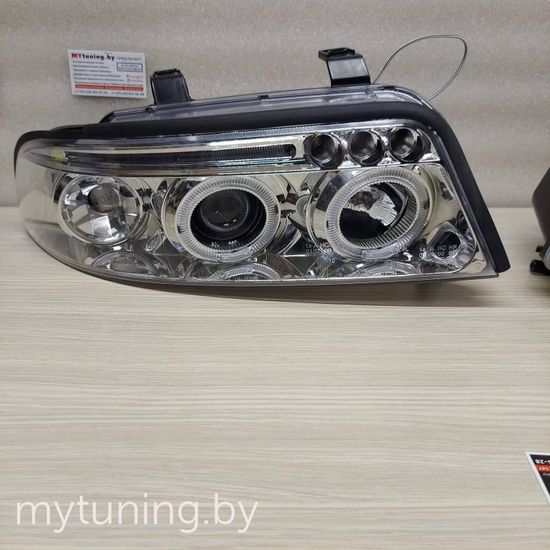 Передние фары VW Passat B5 angel eyes chrome