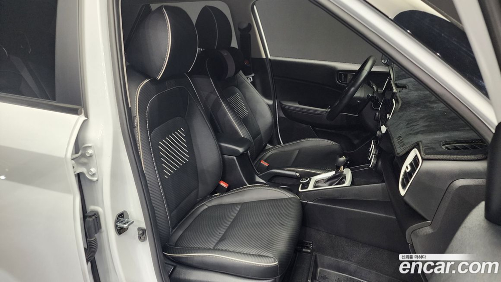 Hyundai Venue 1.6 Fluxe (07.2020)