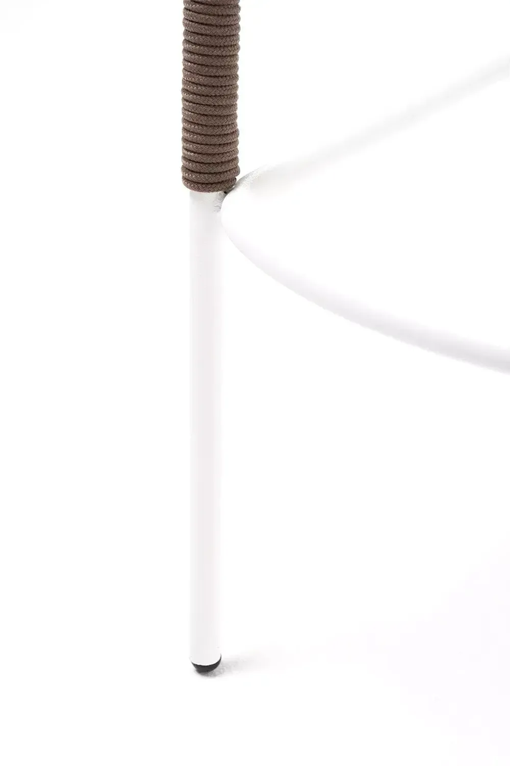 "Марсель" стул барный плетеный из роупа, каркас из стали белый муар, роуп коричневый круглый, ткань бежевая 052