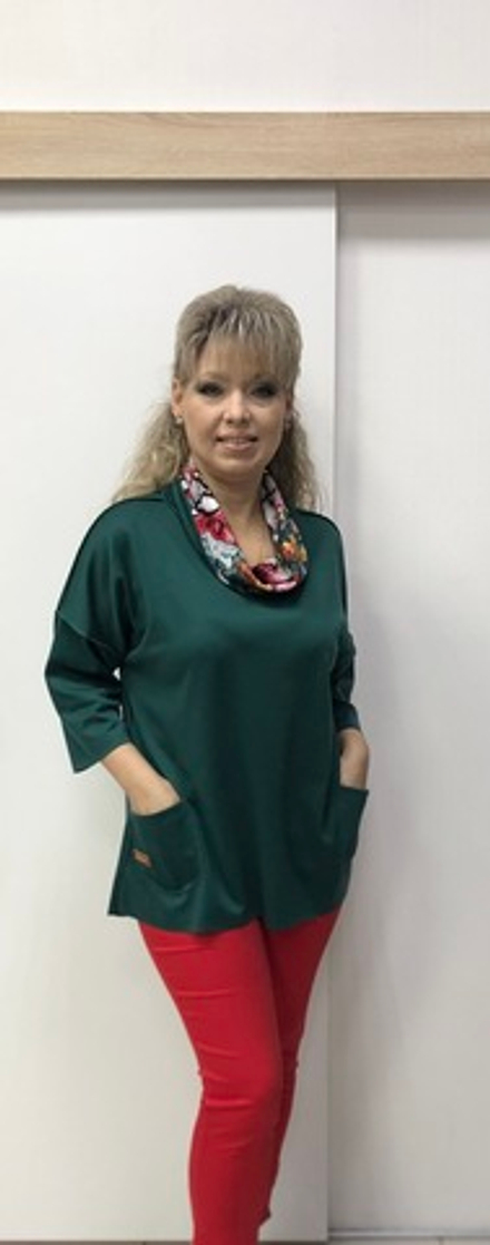 Интересная туника с цветным хомутом