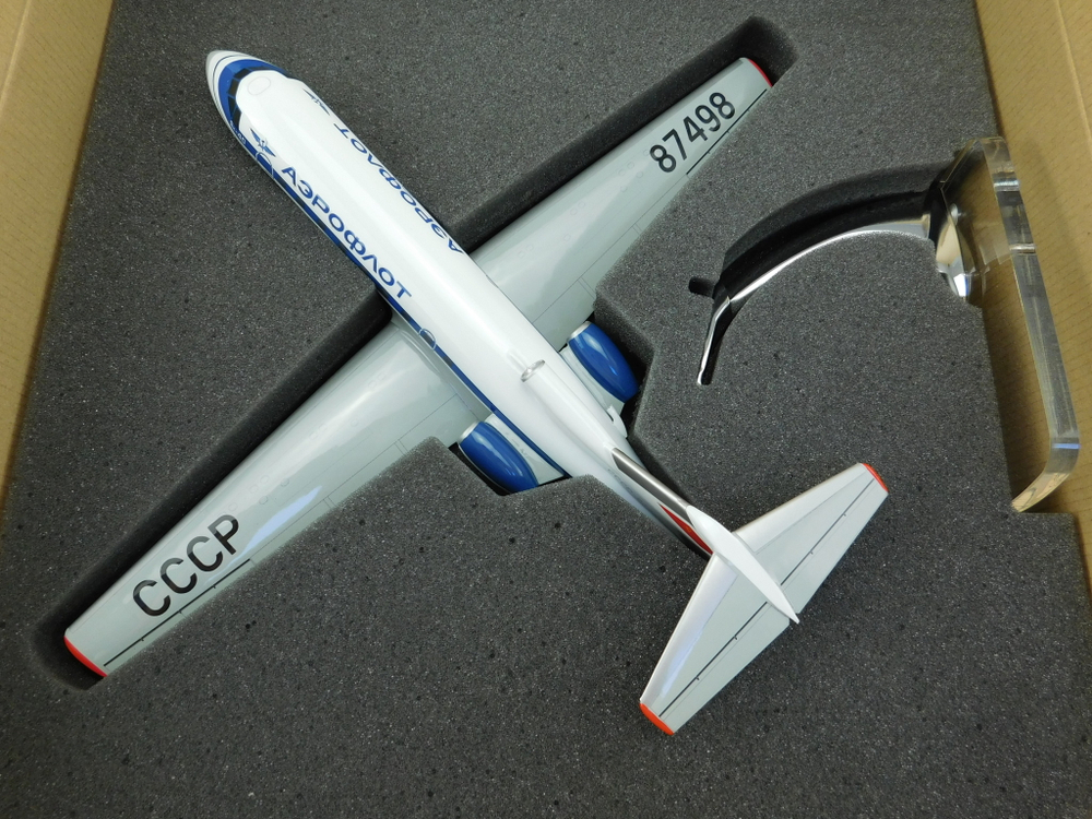 Модель самолета Як-40 (М1:72, Аэрофлот СССР-87498)