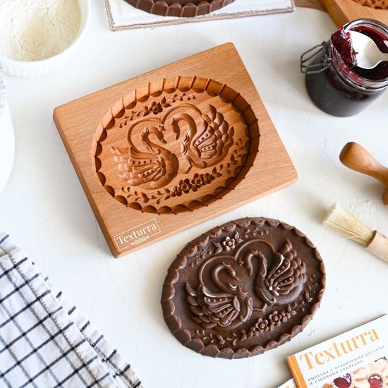 Пряничная форма Лебединая любовь