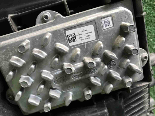 Битая Фара правая Geely Tugella (2019-2024) LED