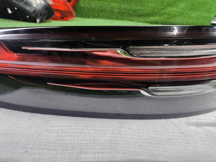 Фонарь левый внешний Porsche Cayenne 3 (2017-2023)