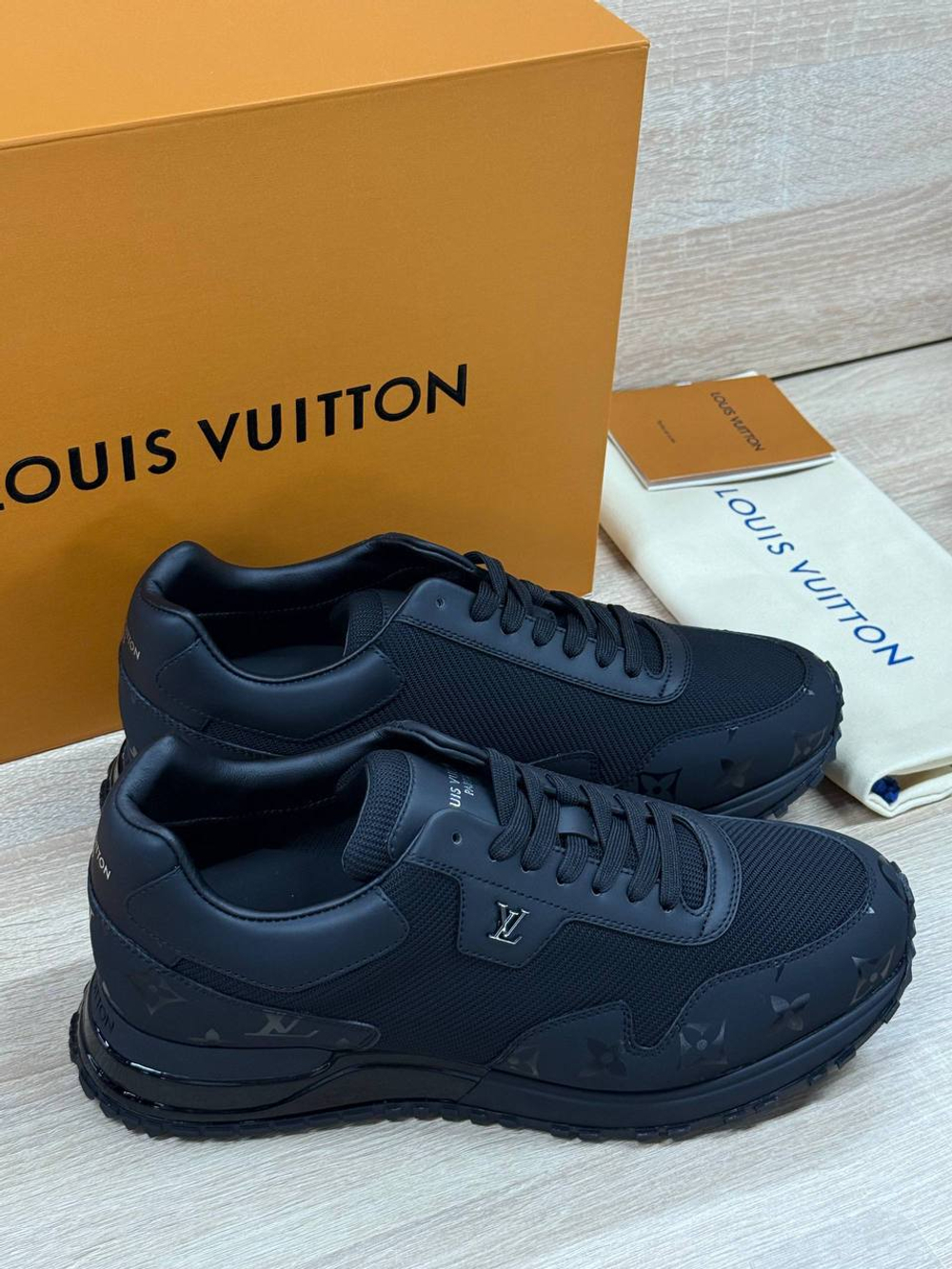 Кроссовки Louis Vuitton