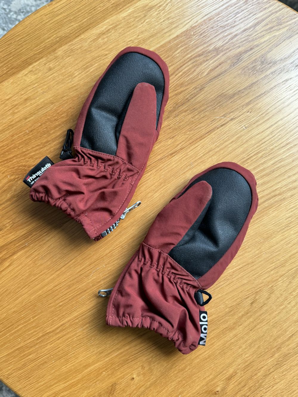 Рукавицы Molo, 140