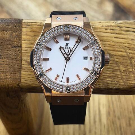 Часы Hublot