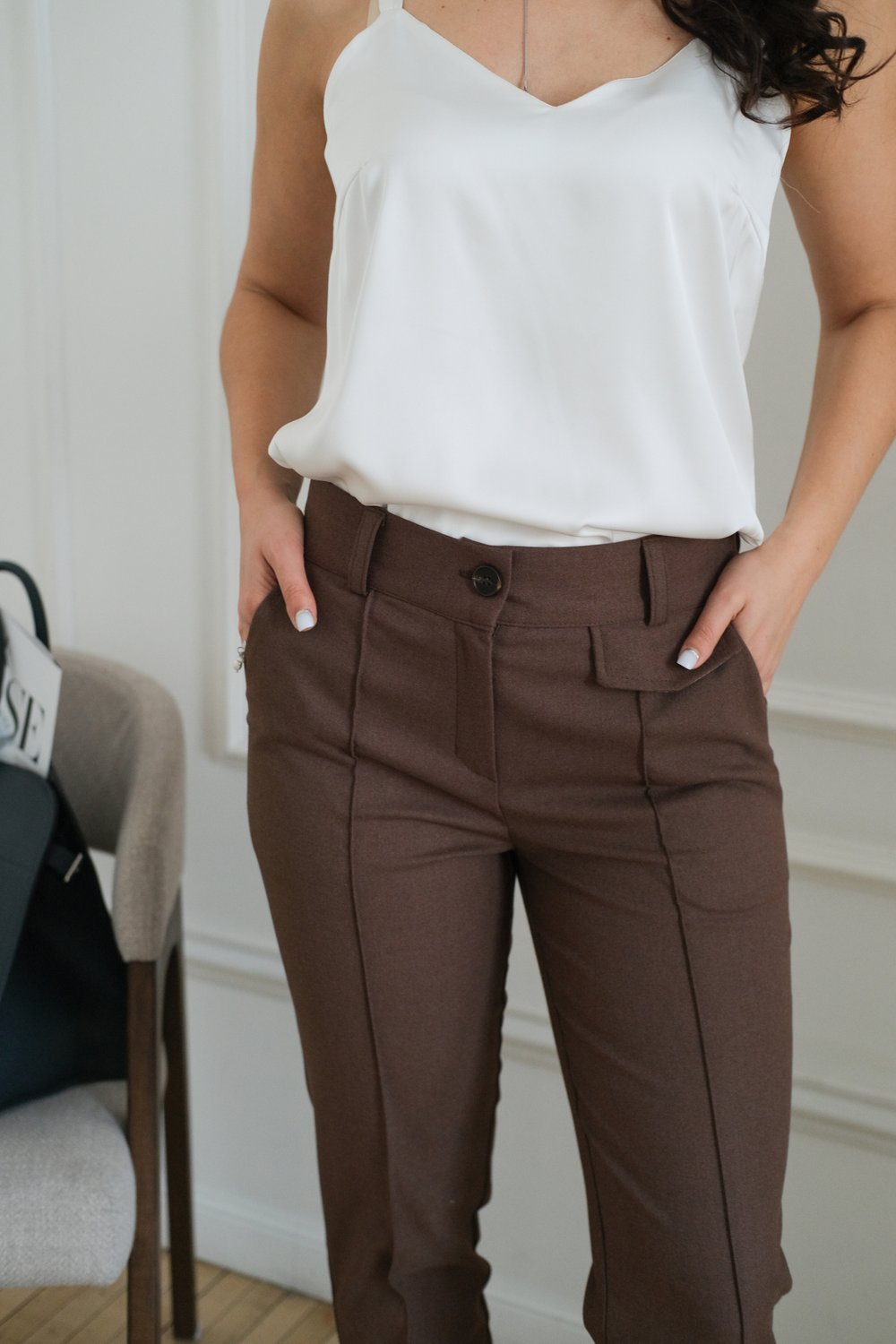 Брюки коричневые зауженные из вискозы