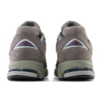 Кроссовки New Balance 2002R GORE-TEX Castlerock Natural Indigo