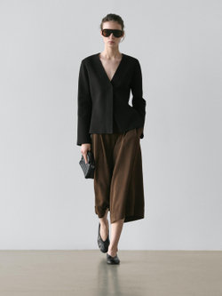 Massimo Dutti Длинные бермуды с подвернутыми штанинами, зеленый