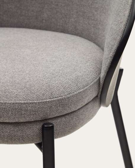 Стул Eamy светло-серый с черной отделкой