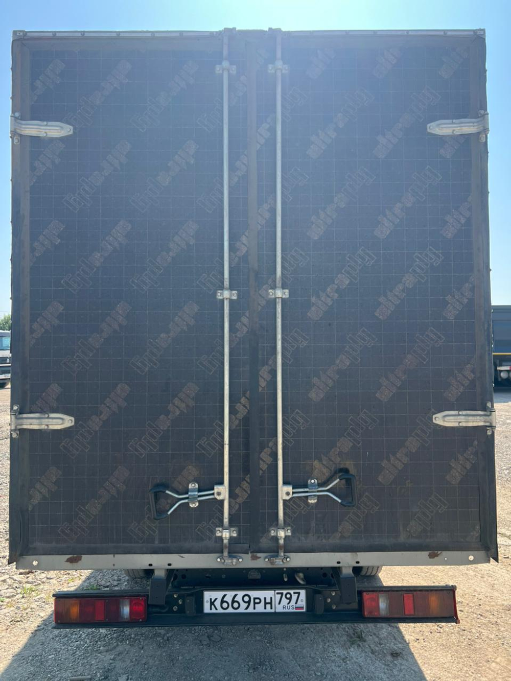 GAZ GAZELLE NEXT Бортовой (Евроборт) A21R35 (Бортовой, Бензин/Газ, 2,7 л, 107 л.с.)