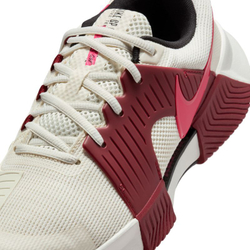 Женские теннисные кроссовки Nike Zoom GP Challenge 1 - pale ivory/rush pink/sail/team red