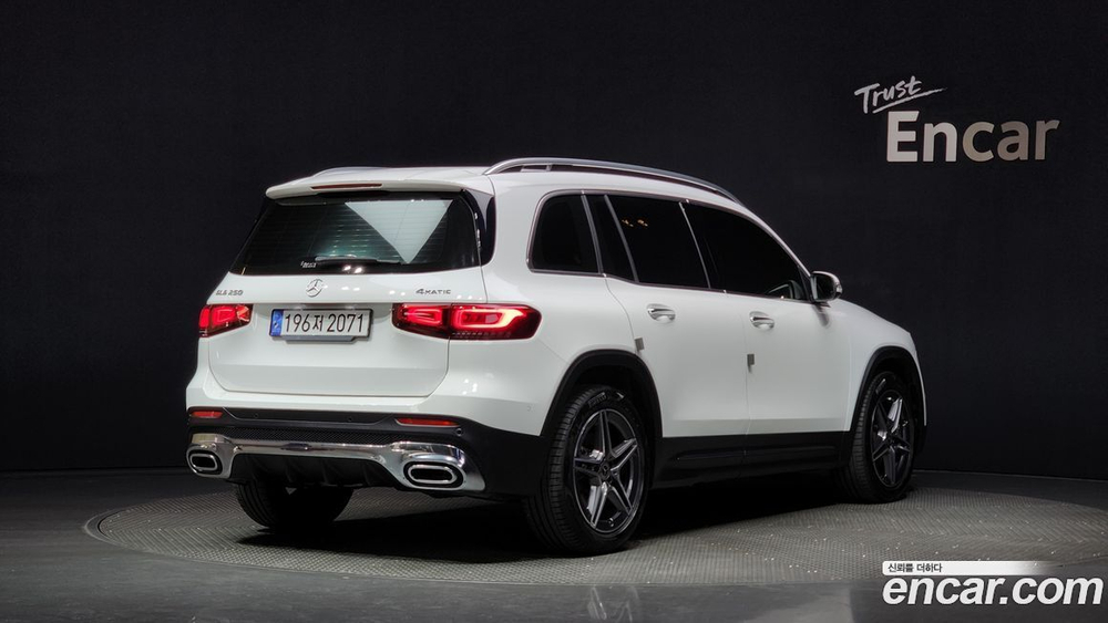 Mercedes-Benz GLB-Class X247 GLB250 4MATIC (07.2022)
