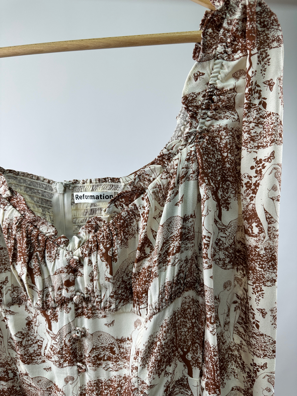 Платье Reformation