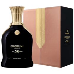 Коньяк Ararat Эребуни 50 лет 0,75 л. В подарочной коробке