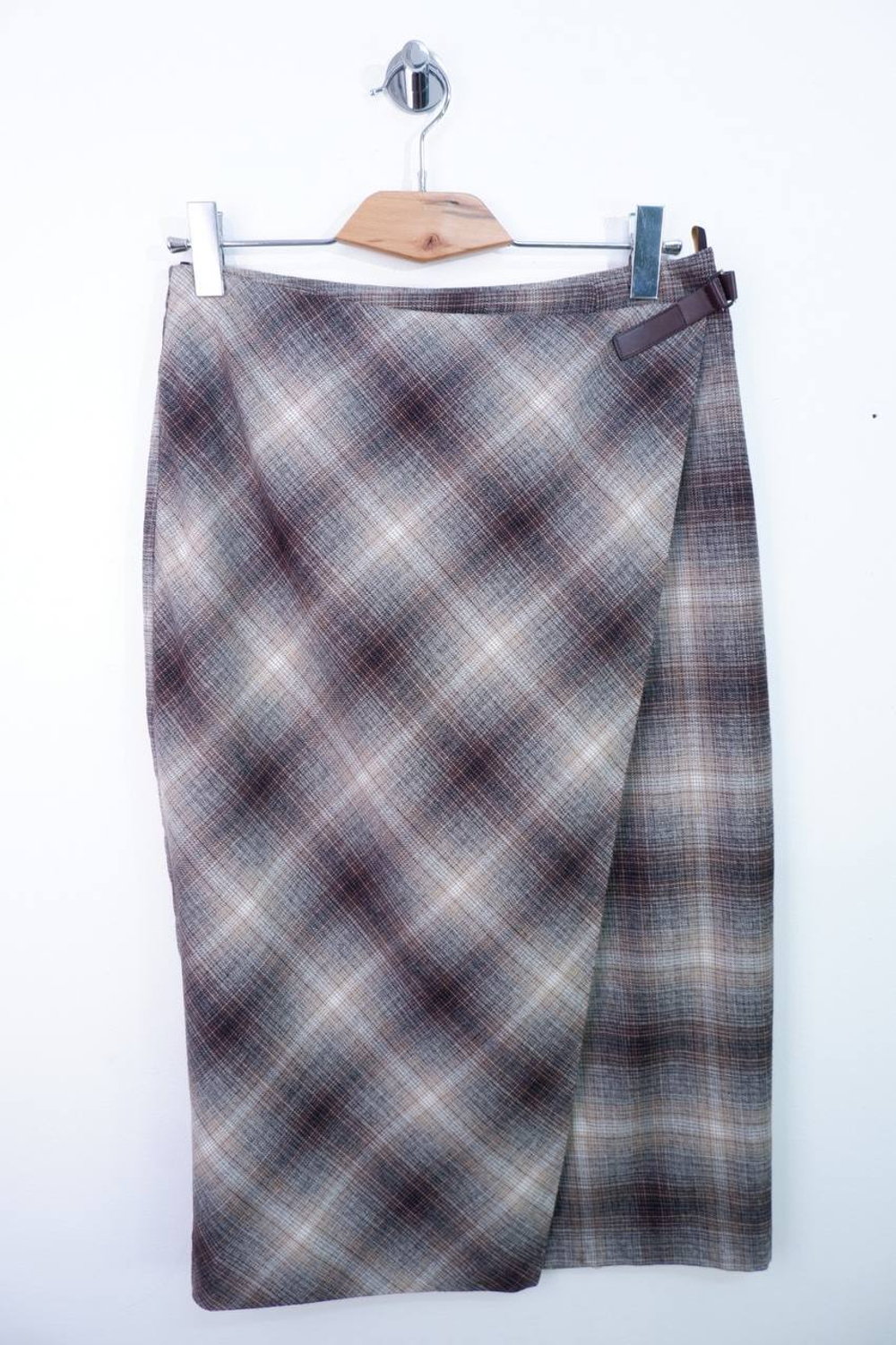 Юбка Elis на запах, визуально на 48 размер