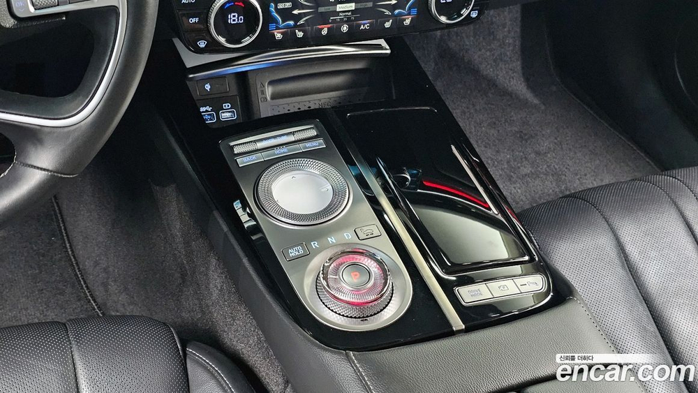 Genesis G80 (RG3) Бензин 2.5 Turbo AWD (06.2020)
