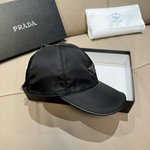 Кепка Prada