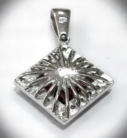 "Эстерелла" - ювелирная подвеска из серебра 925 пробы