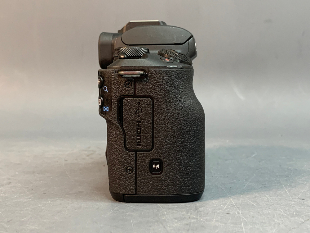 Canon EOS M50 Kit 15-45 mm