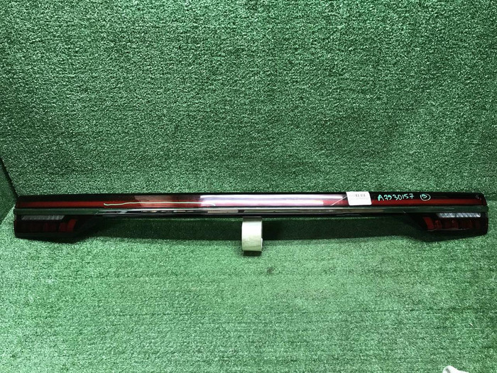 Фонарь крышки багажника Geely Monjaro (2021-н.в.)