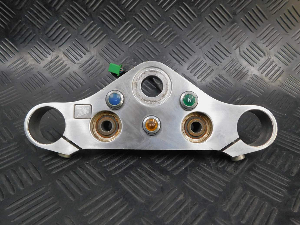 Траверса верхняя Honda Shadow 400 NC34 052587