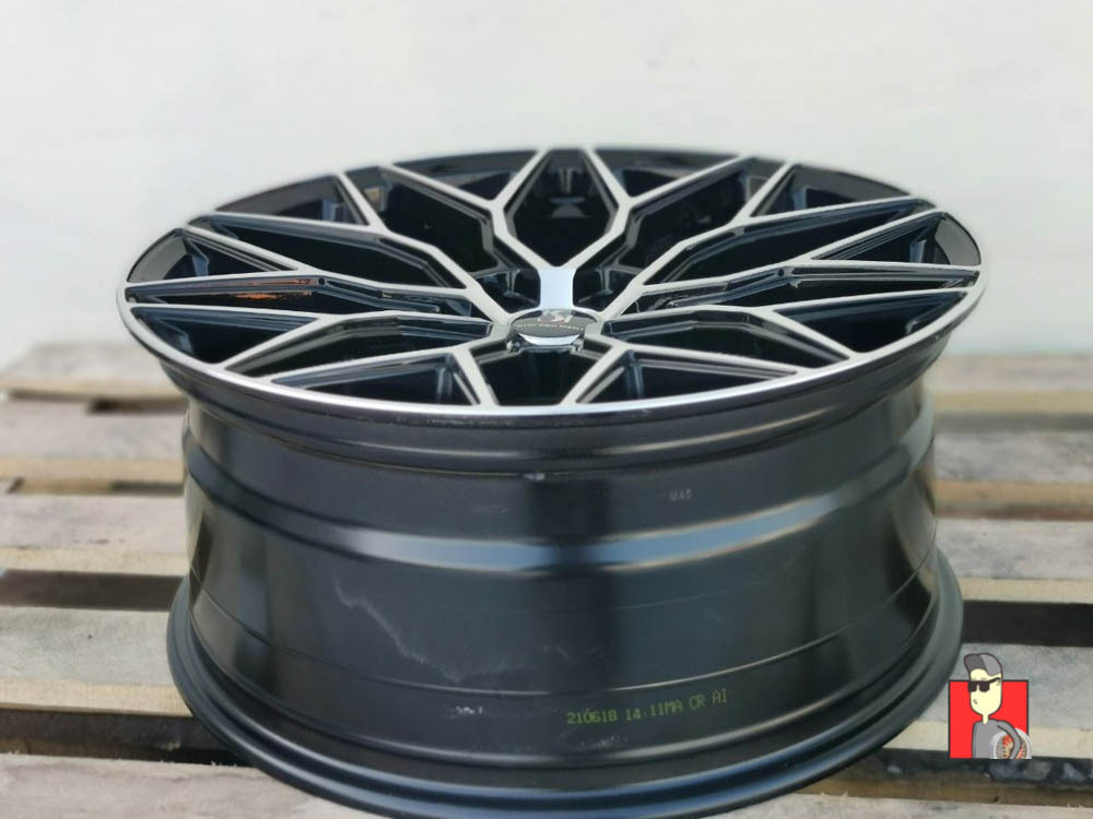 Комплект дисков Vossen HF-2 19x9.5 et35 5x112