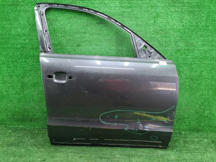 Дверь передняя правая Audi Q5 8R (2008-2017)