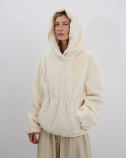 Анорак из искусственного меха стриженной норки сливочный