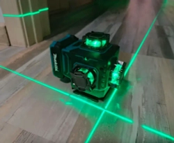 Лазерный уровень 4D 16 лучей 360, нивелир Makita / Макита, с LED-экраном портативный