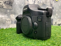 Canon EOS 5D
