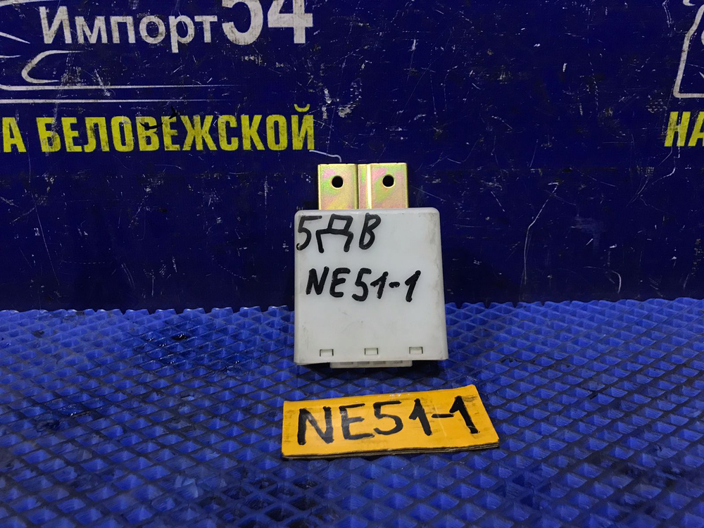 Блок управления NISSAN ELGRAND 2005