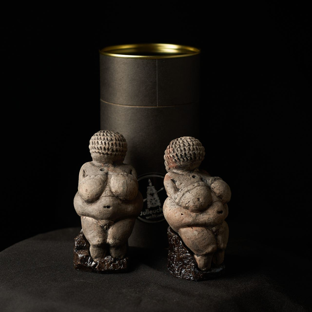 Венера Палеолитическая (Виллендорфская)