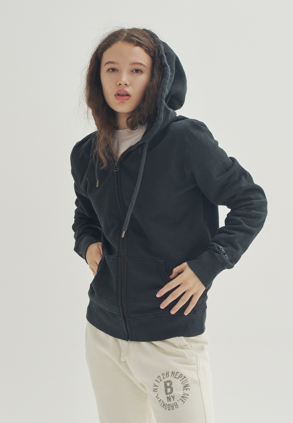 Худи Bowery NYC на молнии однотонное Vintage Black