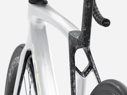 Арт 5337955 Велосипед MADONE SL 6 M бел - дымч