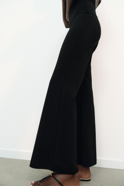 ZARA ЭЛАСТИЧНЫЕ БРЮКИ С ШИРОКИМИ ШТАНИНАМИ, ЧЕРНЫЙ
