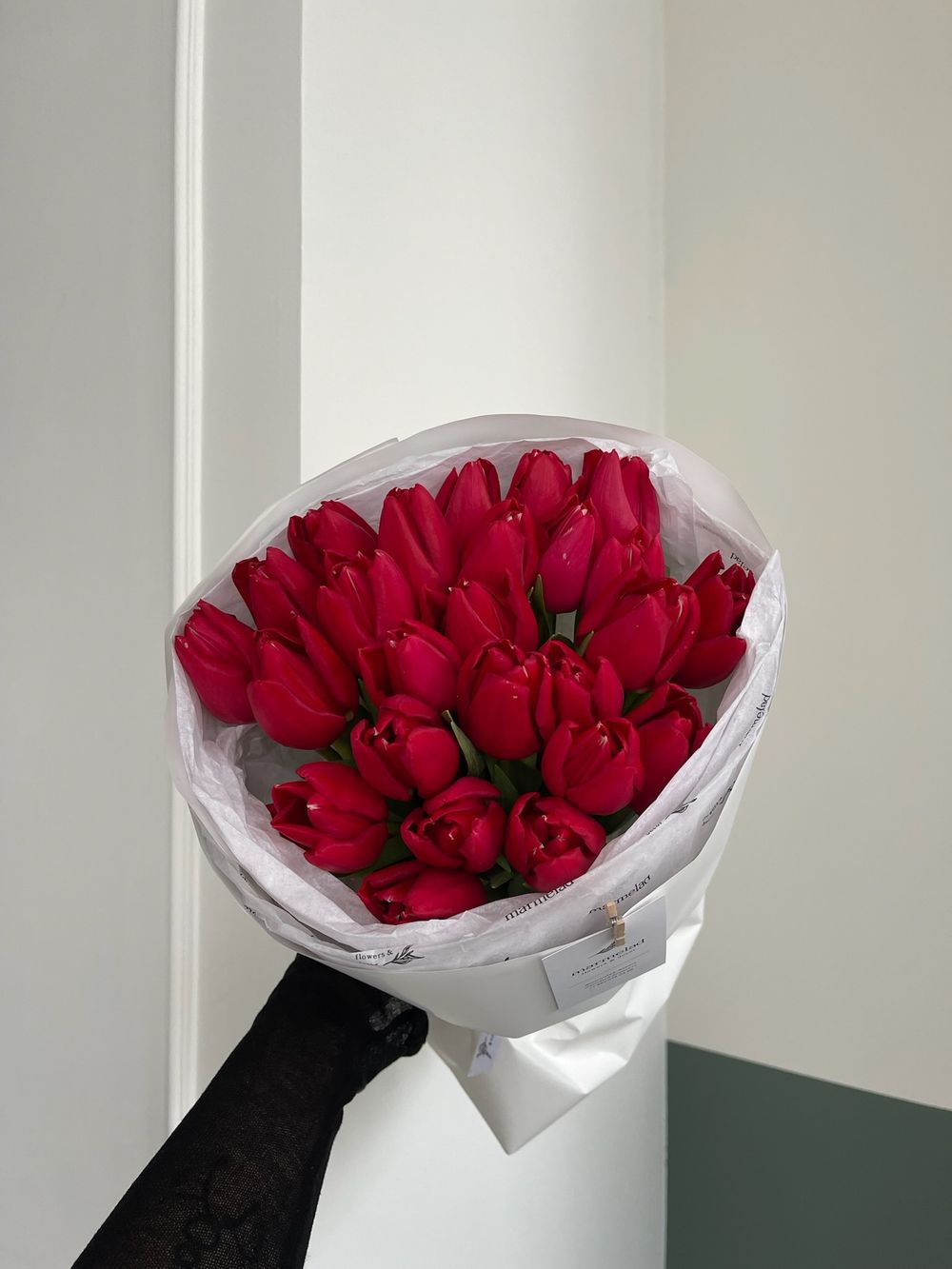 Букет из 25 красных тюльпанов