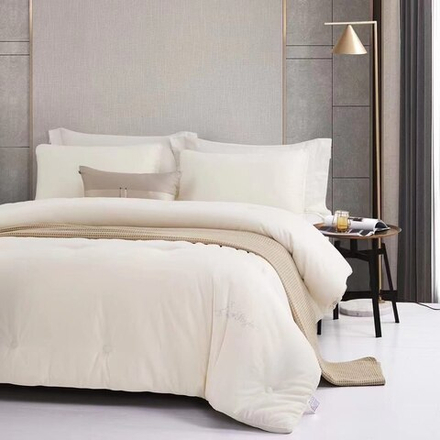 Одеяло 200х230 см