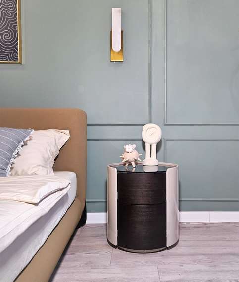 Прикроватная тумбочка Marco с подсветкой и датчиком движения