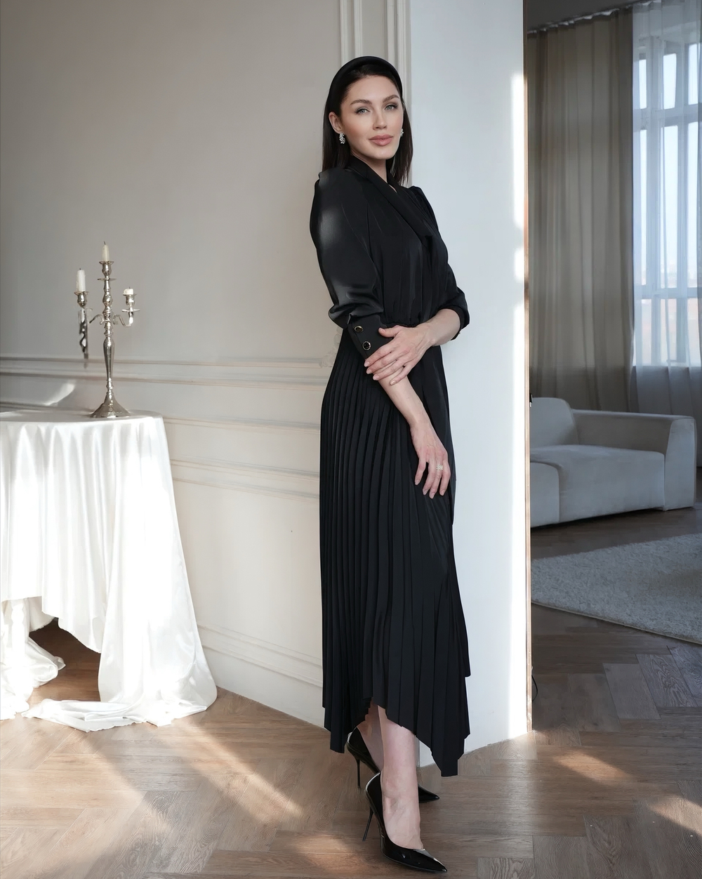 Платье "Роковая" в черном