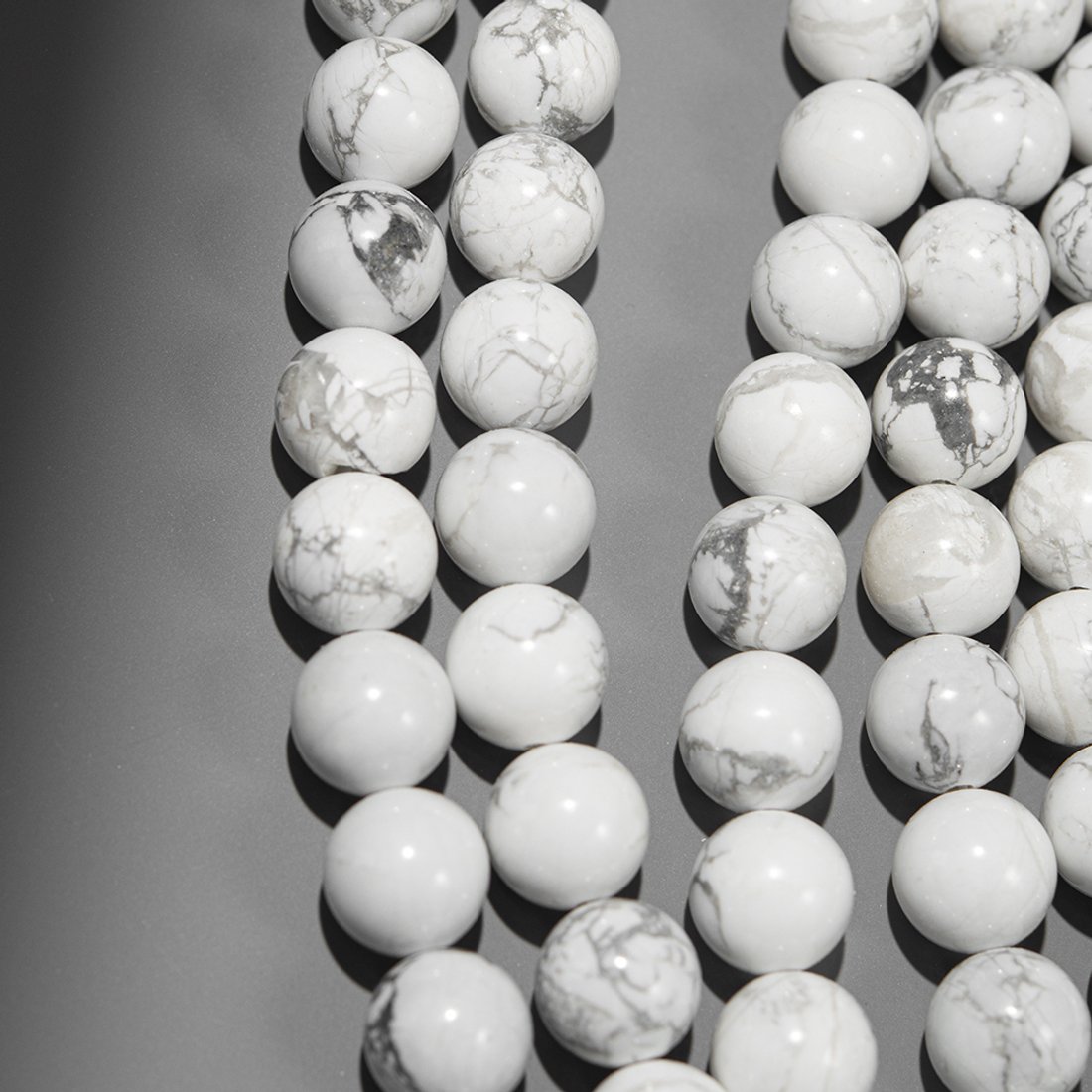 Магнезит натуральный, 12,4мм, шар