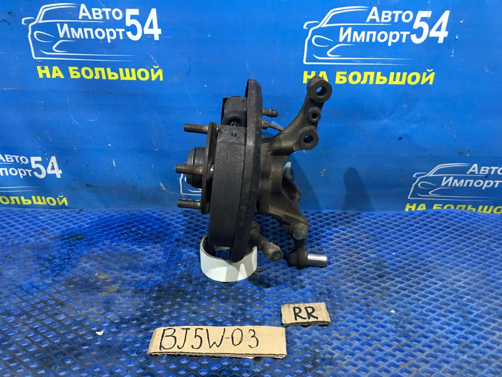 Ступица задняя правая MAZDA FAMILIA 2001