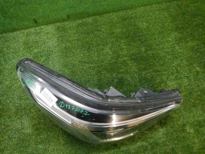 Битая Фара правая Subaru Forester 5 SK (2018-2021) LED