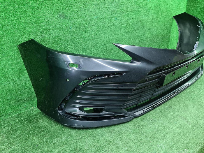 Бампер передний Toyota Camry xv70 (2020-н.в.)