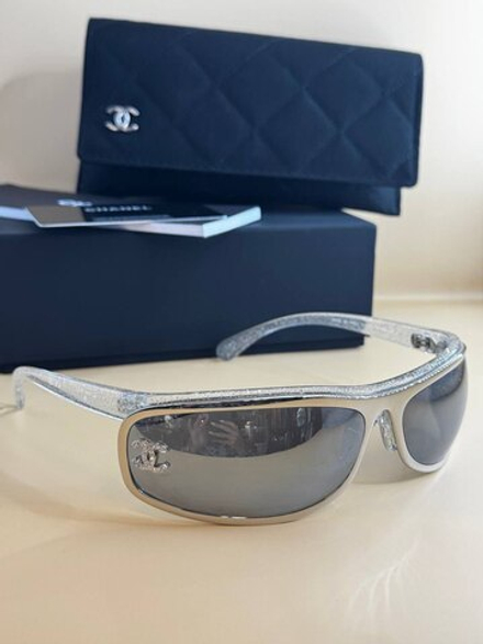 Солнцезащитные очки CHANEL