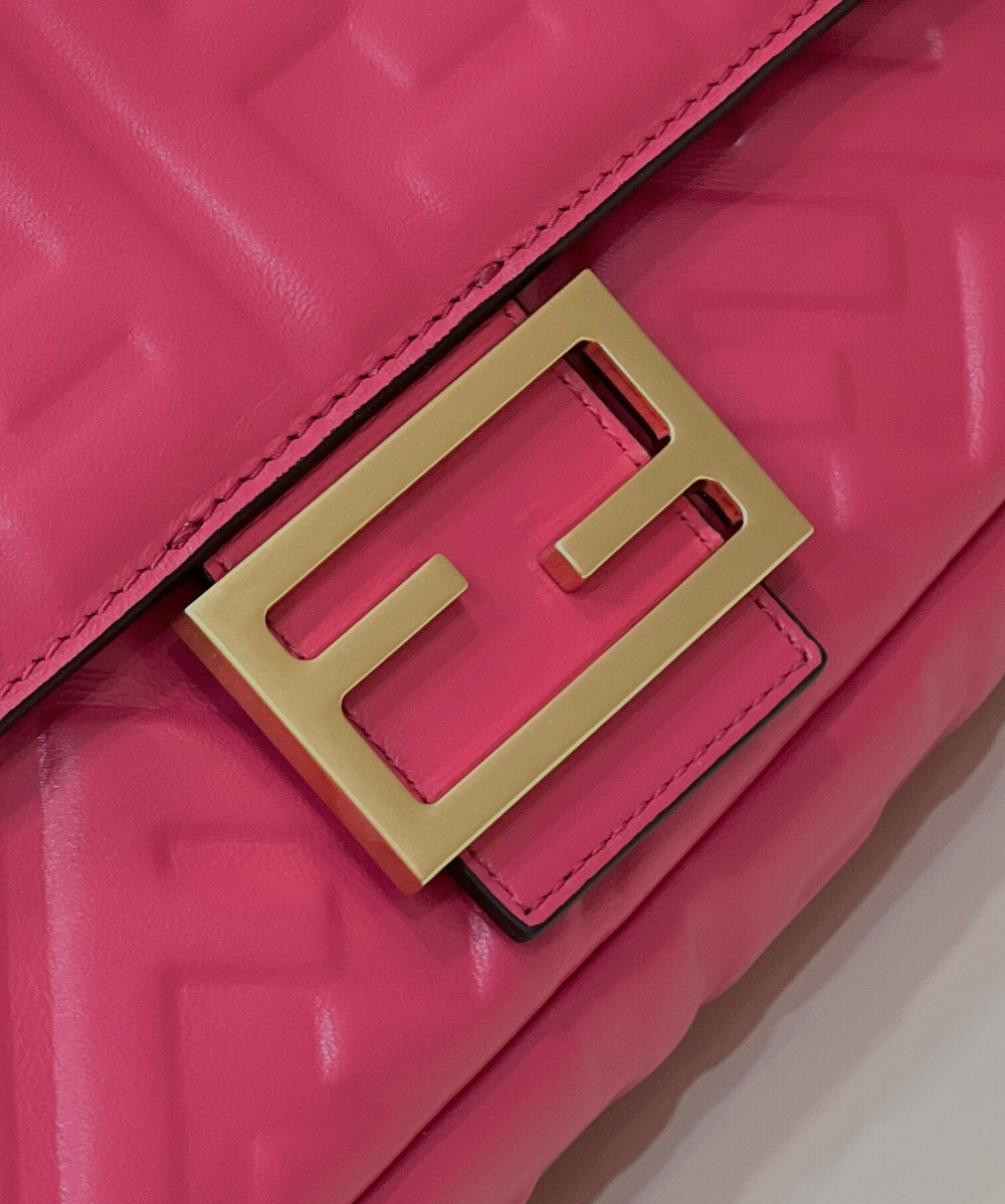 Fendi Baguette 27 cm