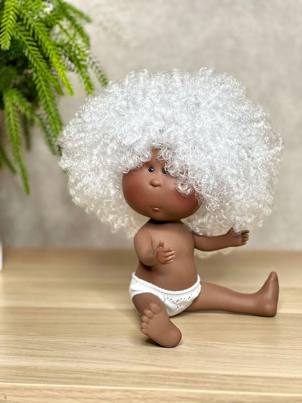 Кукла Nines виниловая 30см MIA без одежды (3000W30A)