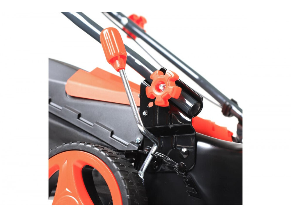 Газонокосилка бензиновая PATRIOT PT 41LM