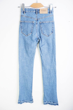 Джинсы Pull&Bear модные, маркировка 32, визуально на 38 размер